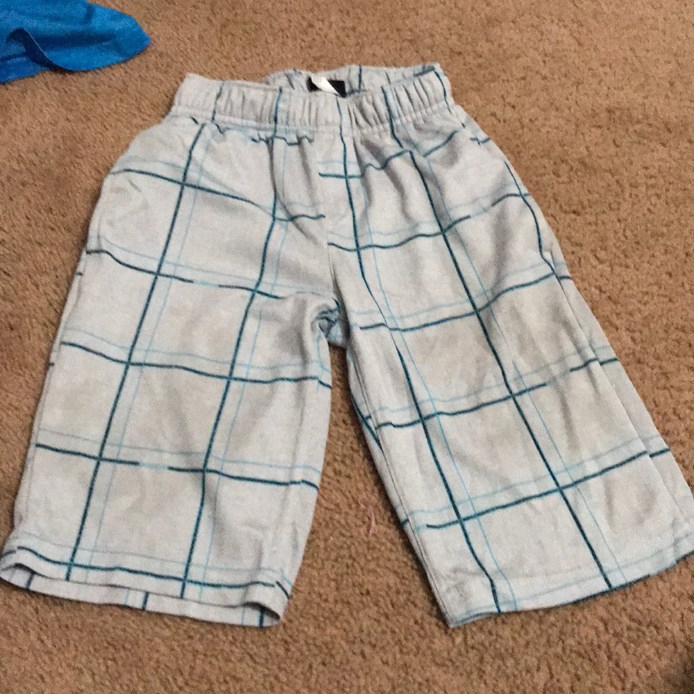 Boys small quicksilver shorts gray and blue